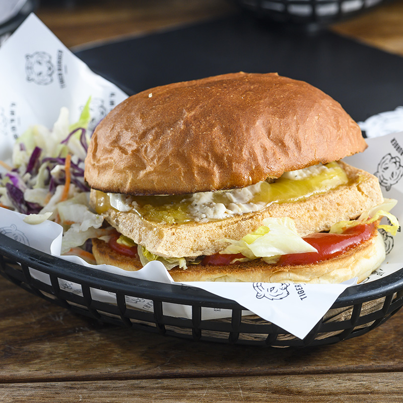 Vege Burger w/Slaw